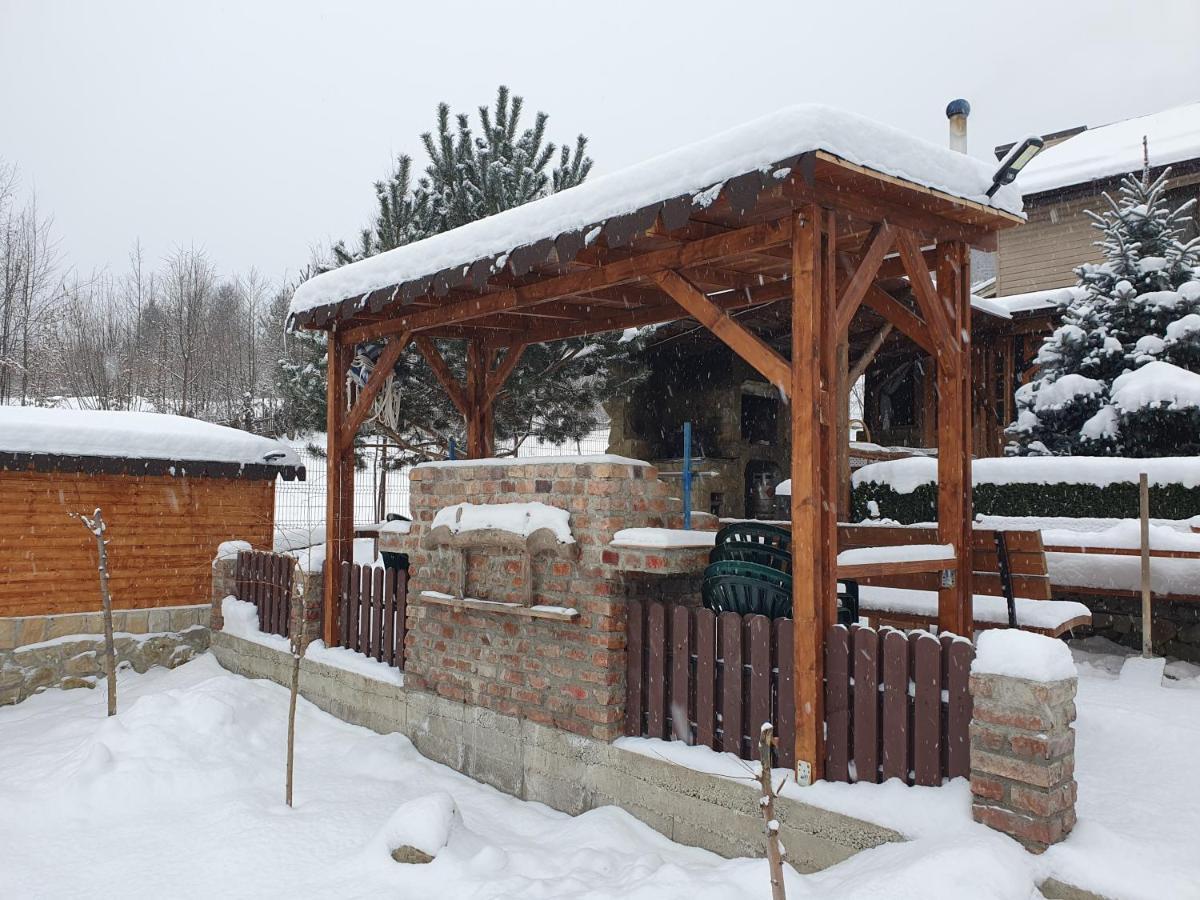 Rooms Poienita Slănic Moldova Exterior foto